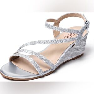 IDIFU Shimmering Silver Wedge Sandals Sise 8 1/2